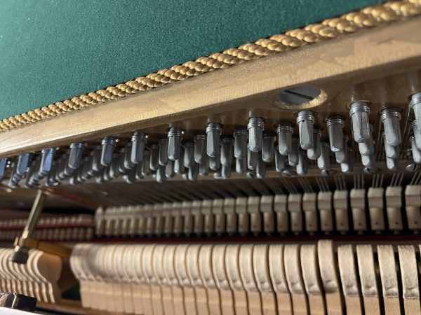PRE-OWNED DANEMANN CLASSIC UPRIGHT PIANO - Image 4