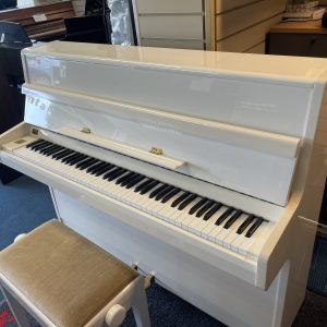 PRE OWNED REID SOHN S108S WHITE POLISHED UPRIGHT PIANO