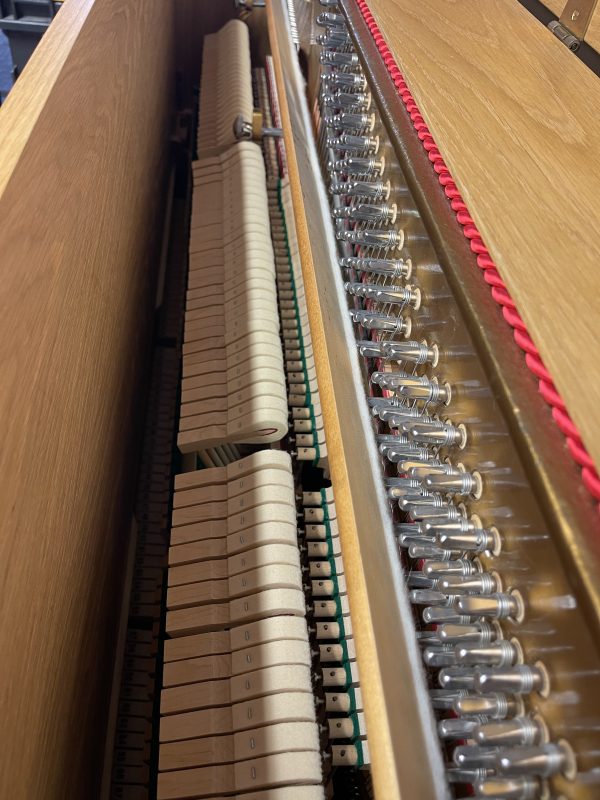 WOODCHESTER SONATO NATURAL OAK UPRIGHT PIANO - Image 3